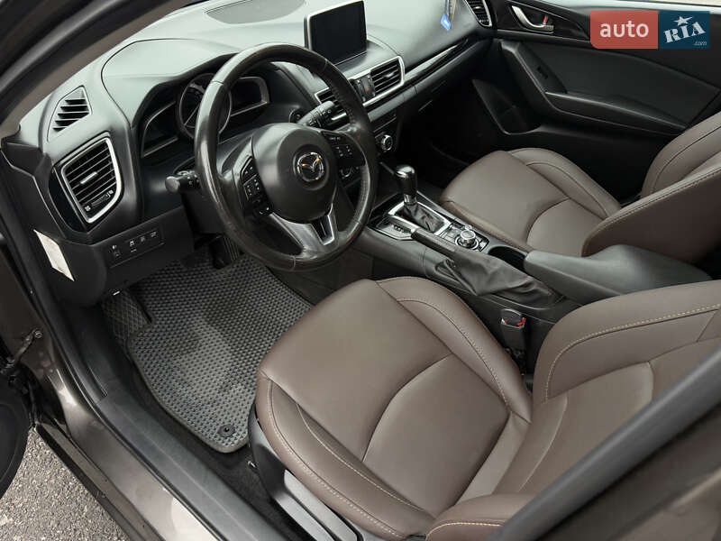 Хетчбек Mazda 3 2014 в Тернополі