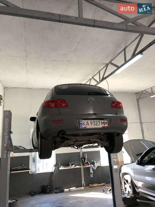 Хэтчбек Mazda 3 2004 в Киеве