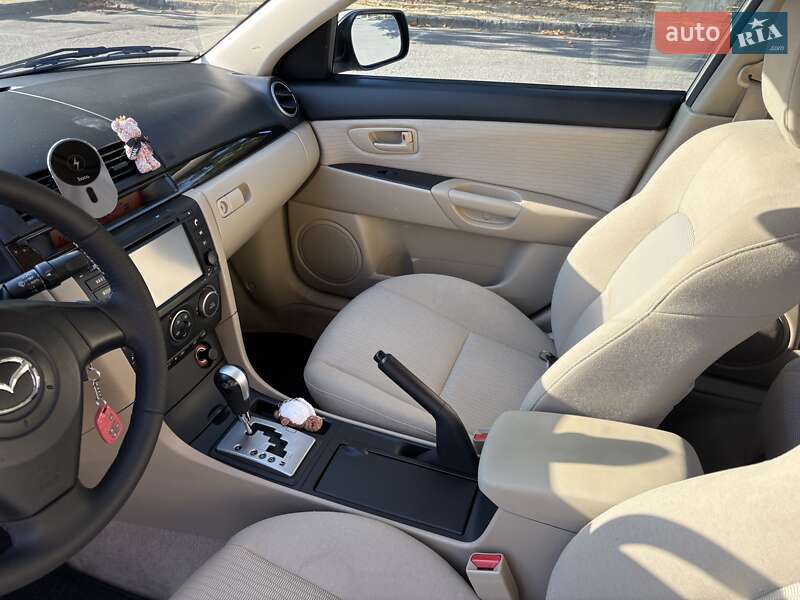 Седан Mazda 3 2007 в Одесі
