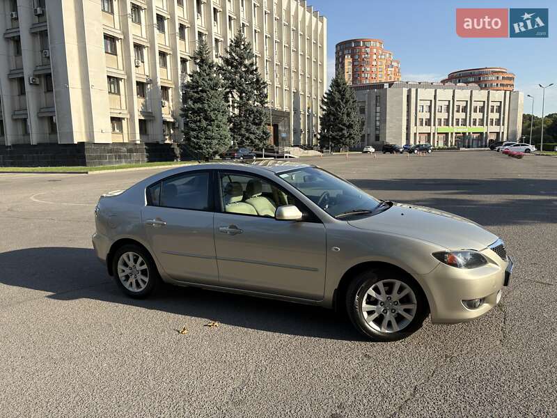 Седан Mazda 3 2007 в Одесі