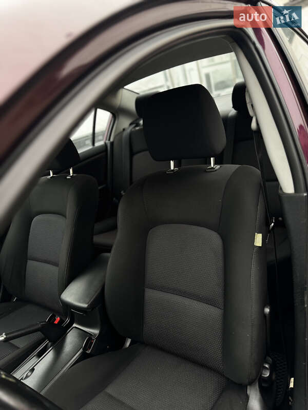 Седан Mazda 3 2007 в Тернополі