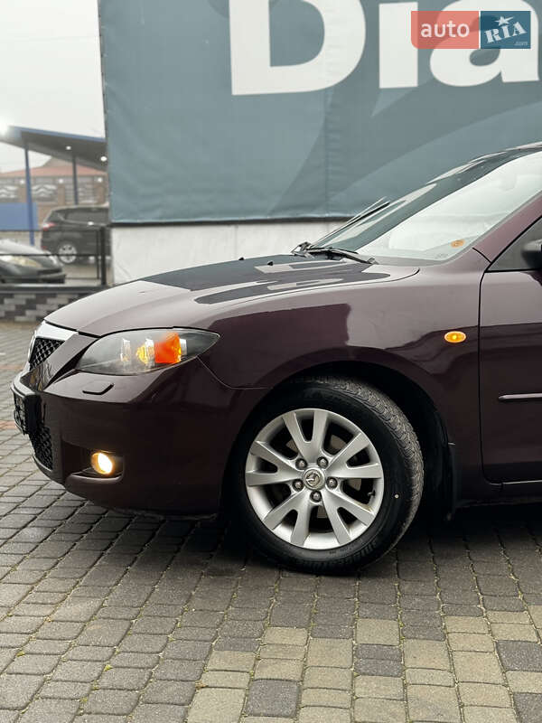 Седан Mazda 3 2007 в Тернополі