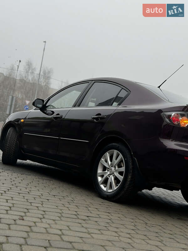 Седан Mazda 3 2007 в Тернополі