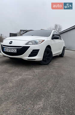 Седан Mazda 3 2012 в Дніпрі