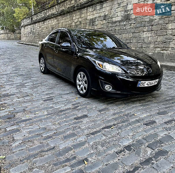 Седан Mazda 3 2012 в Миколаєві