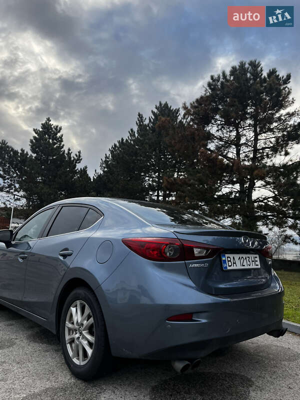 Седан Mazda 3 2013 в Кропивницькому