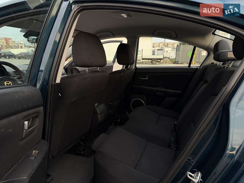 Седан Mazda 3 2007 в Одесі