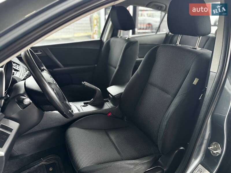 Седан Mazda 3 2011 в Виннице фото 19 Седан Mazda 3 2011 в Виннице