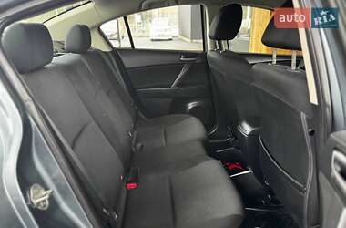 Седан Mazda 3 2011 в Виннице фото 26 Седан Mazda 3 2011 в Виннице