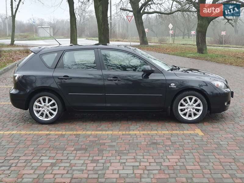 Хэтчбек Mazda 3 2008 в Кропивницком