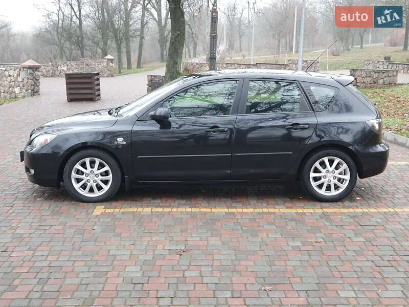 Хэтчбек Mazda 3 2008 в Кропивницком