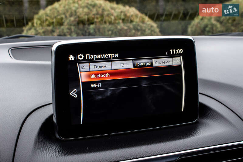 Седан Mazda 3 2015 в Львове