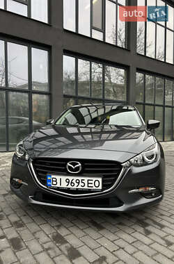 Седан Mazda 3 2013 в Полтаве