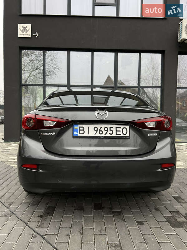 Седан Mazda 3 2013 в Полтаве