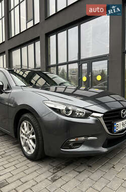 Седан Mazda 3 2013 в Полтаве