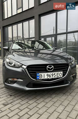 Седан Mazda 3 2013 в Полтаве