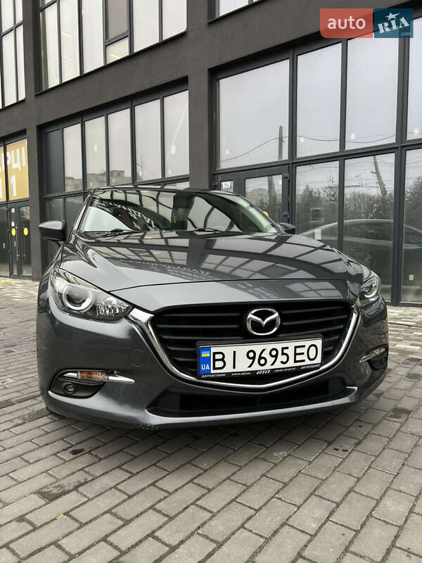 Седан Mazda 3 2013 в Полтаве