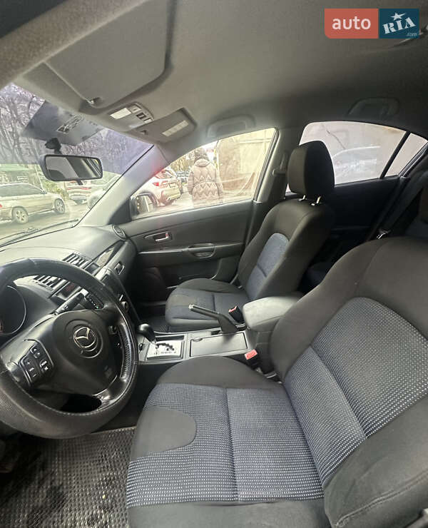 Седан Mazda 3 2004 в Одесі