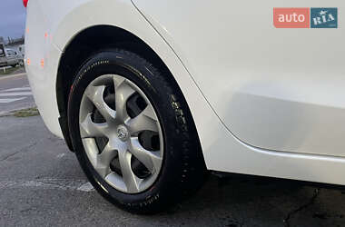 Седан Mazda 3 2015 в Киеве