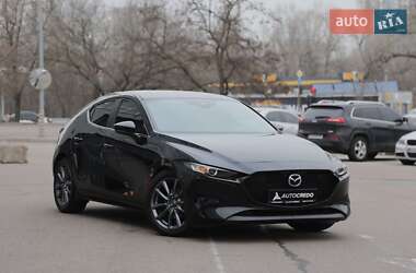 Хэтчбек Mazda 3 2019 в Киеве