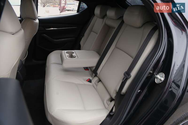 Хэтчбек Mazda 3 2019 в Киеве фото 10 Хэтчбек Mazda 3 2019 в Киеве