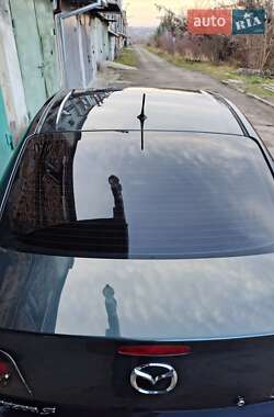 Седан Mazda 3 2006 в Ровно