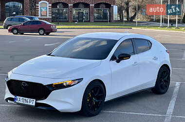 Хэтчбек Mazda 3 2019 в Киеве