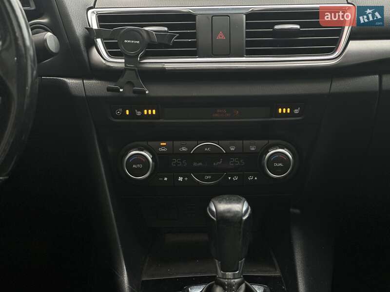 Седан Mazda 3 2017 в Днепре фото 19 Седан Mazda 3 2017 в Днепре