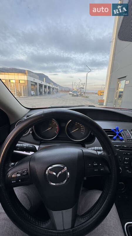 Хэтчбек Mazda 3 2011 в Хусте фото 16 Хэтчбек Mazda 3 2011 в Хусте