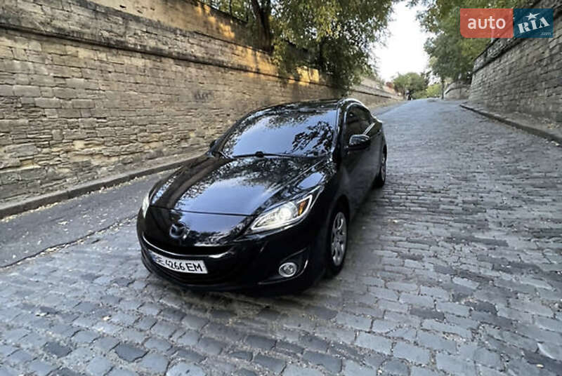 Седан Mazda 3 2012 в Николаеве