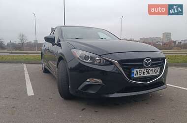 Седан Mazda 3 2016 в Виннице