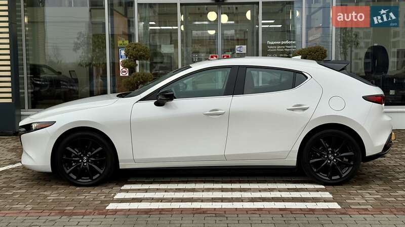Хэтчбек Mazda 3 2024 в Чернигове