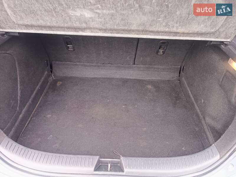 Хэтчбек Mazda 3 2007 в Южноукраинске фото 12 Хэтчбек Mazda 3 2007 в Южноукраинске