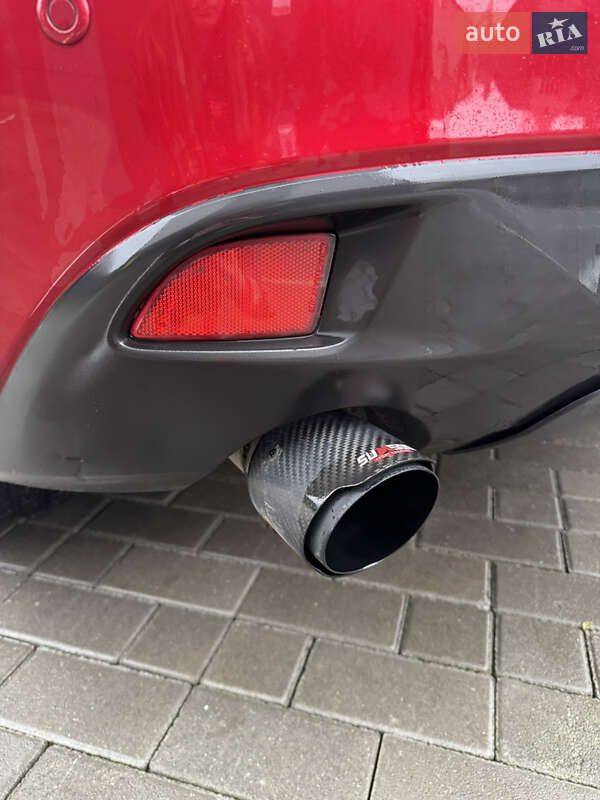 Хетчбек Mazda 3 2014 в Кременці