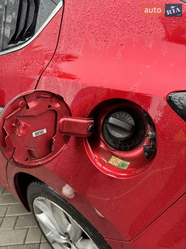 Хетчбек Mazda 3 2014 в Кременці