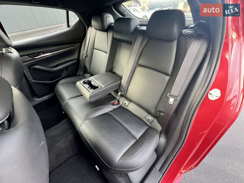 Хэтчбек Mazda 3 2019 в Киеве