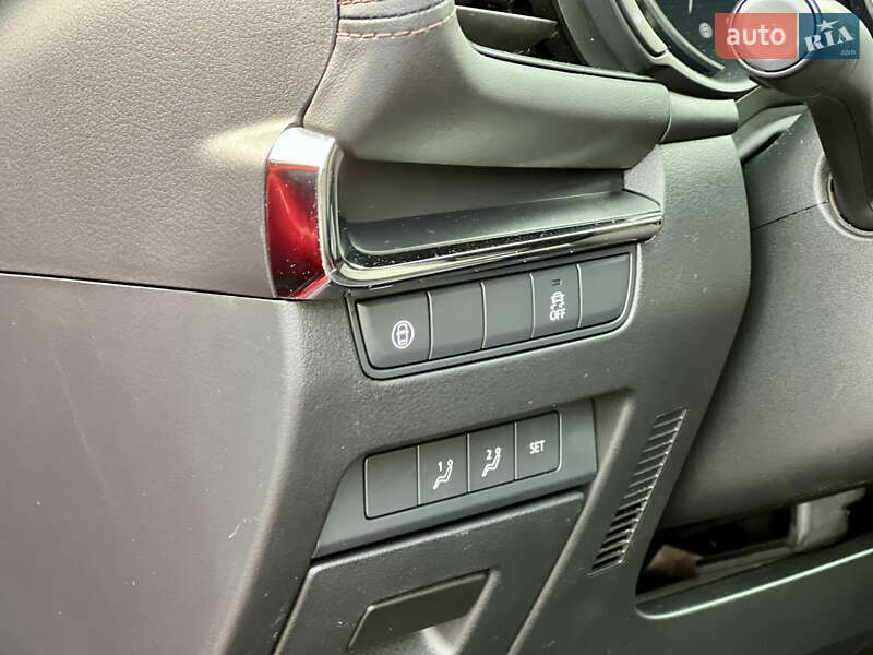 Хэтчбек Mazda 3 2019 в Киеве