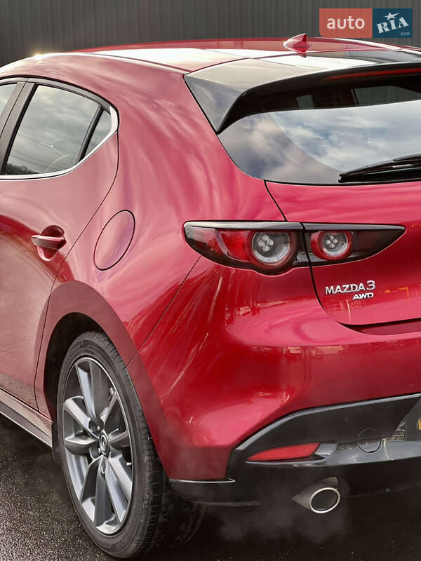 Хэтчбек Mazda 3 2019 в Киеве