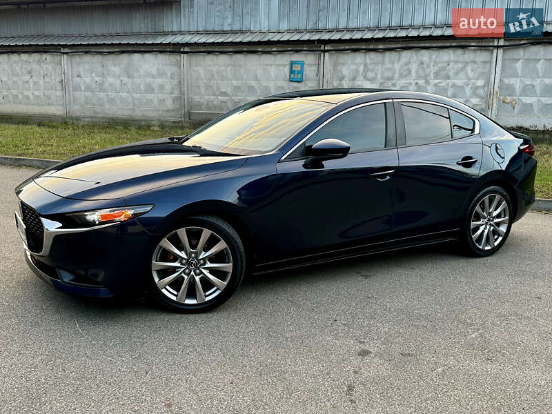 Седан Mazda 3 2020 в Киеве