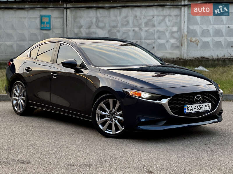 Седан Mazda 3 2020 в Киеве