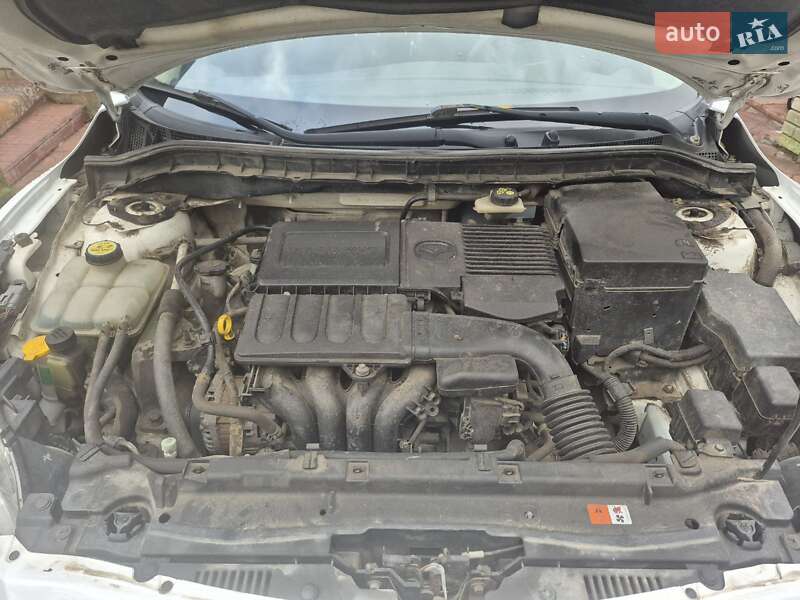 Седан Mazda 3 2010 в Виннице