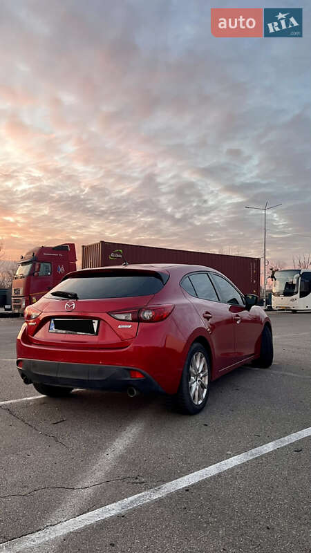 Хэтчбек Mazda 3 2016 в Киеве фото 5 Хэтчбек Mazda 3 2016 в Киеве