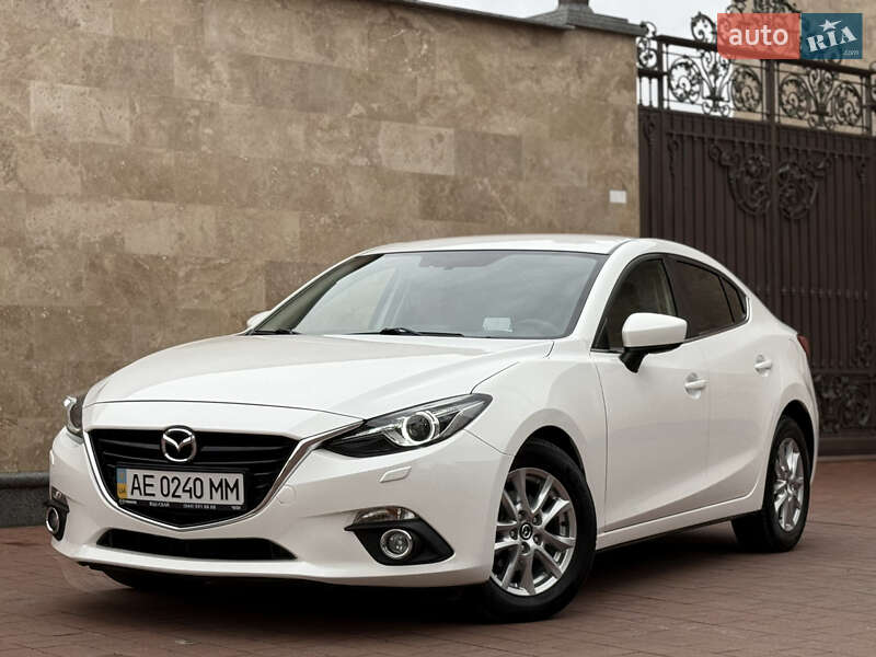 Mazda 3 2015