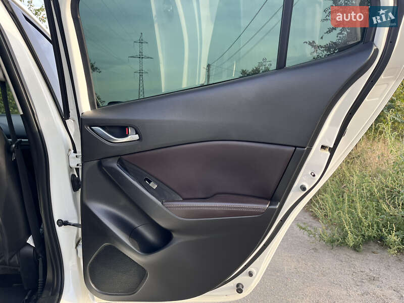 Седан Mazda 3 2017 в Днепре фото 8 Седан Mazda 3 2017 в Днепре