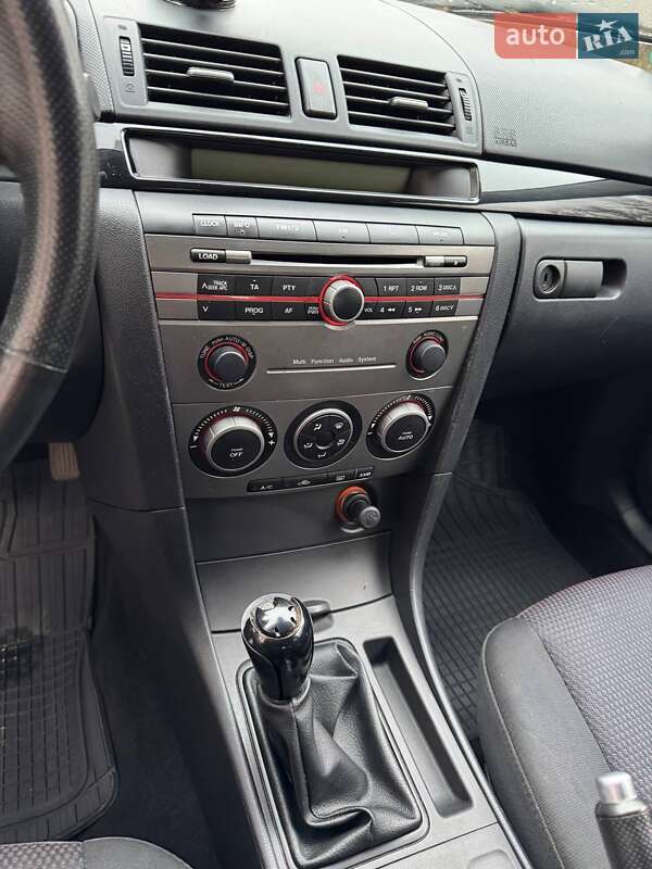 Хэтчбек Mazda 3 2007 в Василькове