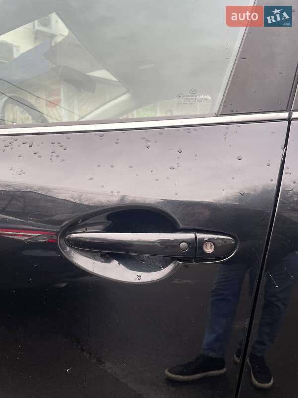 Седан Mazda 3 2014 в Киеве