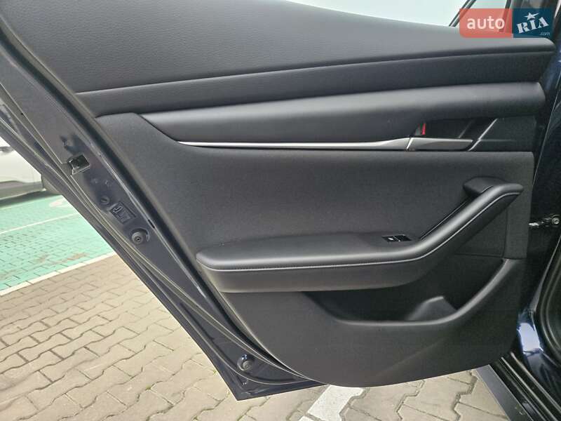 Хэтчбек Mazda 3 2022 в Киеве фото 11 Хэтчбек Mazda 3 2022 в Киеве