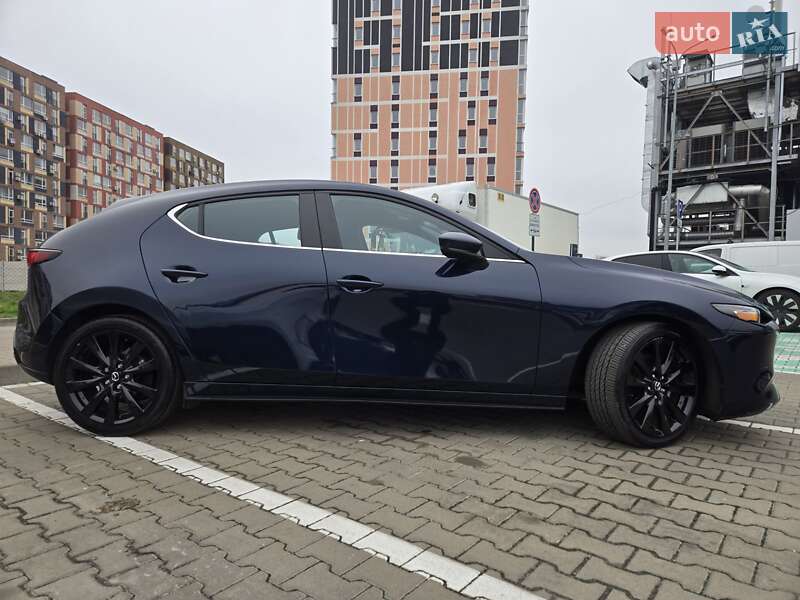 Хэтчбек Mazda 3 2022 в Киеве фото 4 Хэтчбек Mazda 3 2022 в Киеве
