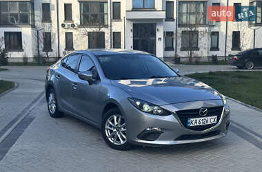 Седан Mazda 3 2016 в Києві