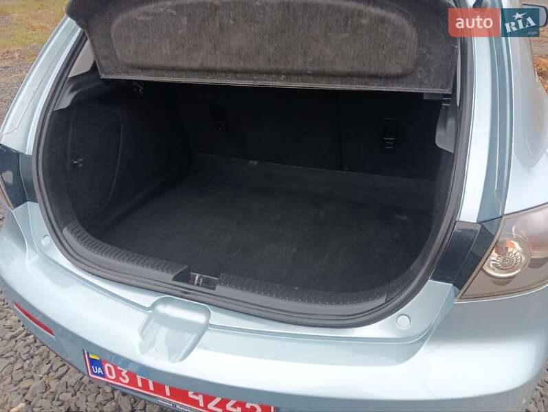 Хэтчбек Mazda 3 2007 в Луцке